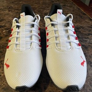 Puma Men's White and Red Athletic Shoes